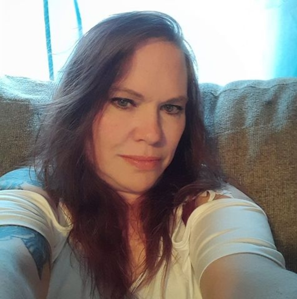 Meet your Posher, Bobbi